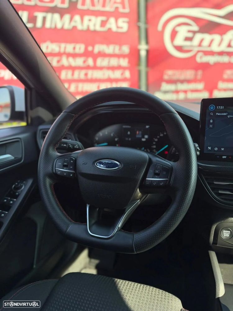 Ford Focus 1.0 EcoBoost MHEV ST-Line - 4