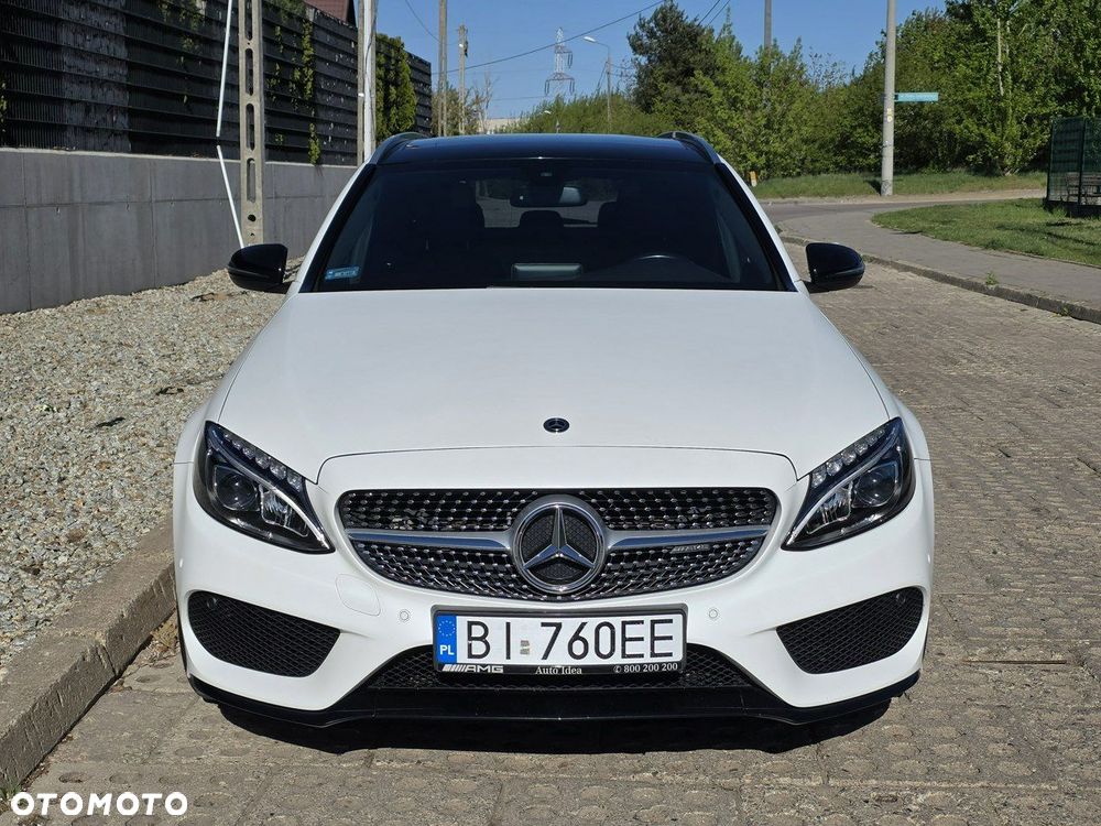 Mercedes-Benz Klasa C 220 d 4Matic 9G-TRONIC AMG Line - 3