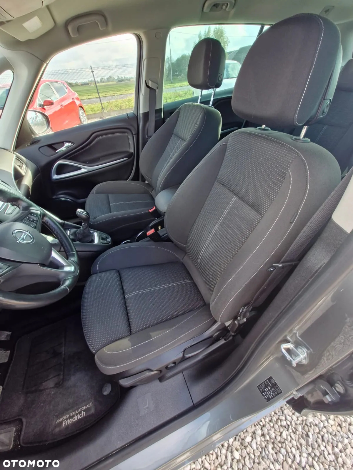 Opel Zafira - 17