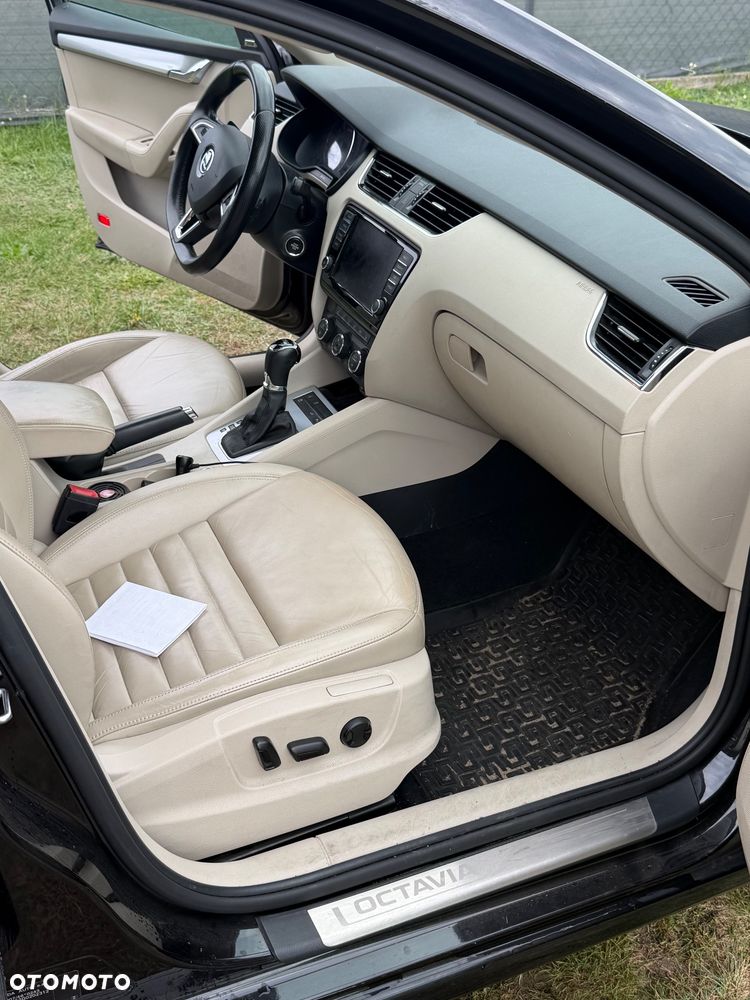 Skoda Octavia 2.0 TDI Elegance DSG - 7