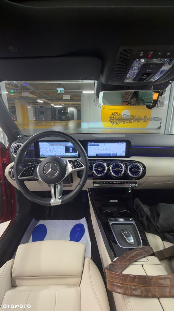 Mercedes-Benz Klasa A 220 4-Matic Progressive 7G-DCT - 18