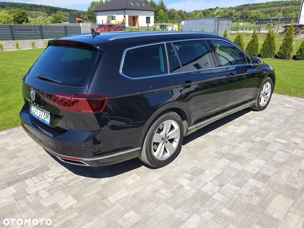 Volkswagen Passat 2.0 TDI SCR DSG Highline - 3