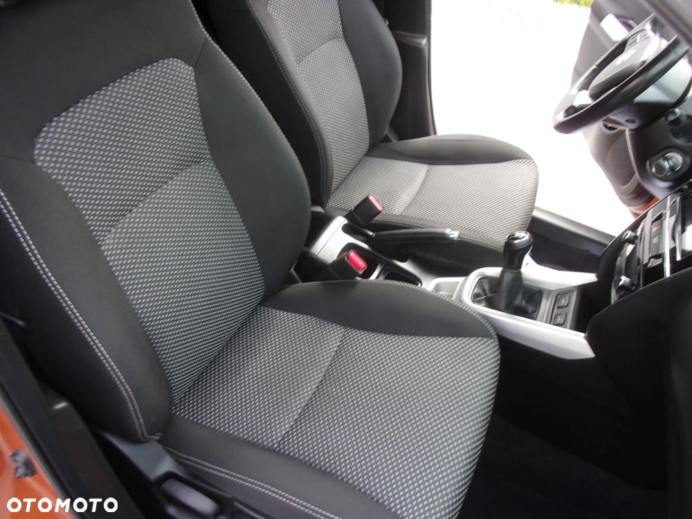 Suzuki Vitara 1.6 Premium 2WD - 24