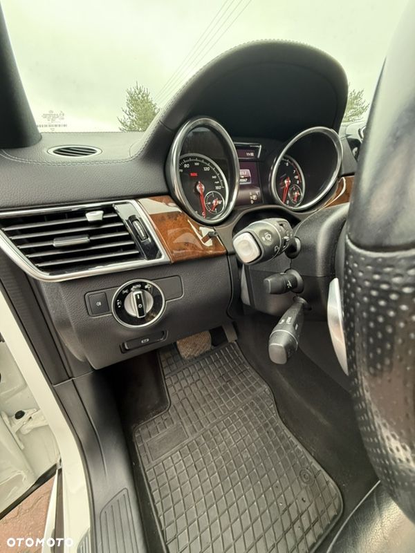 Mercedes-Benz GLS 450 4Matic 9G-TRONIC - 29