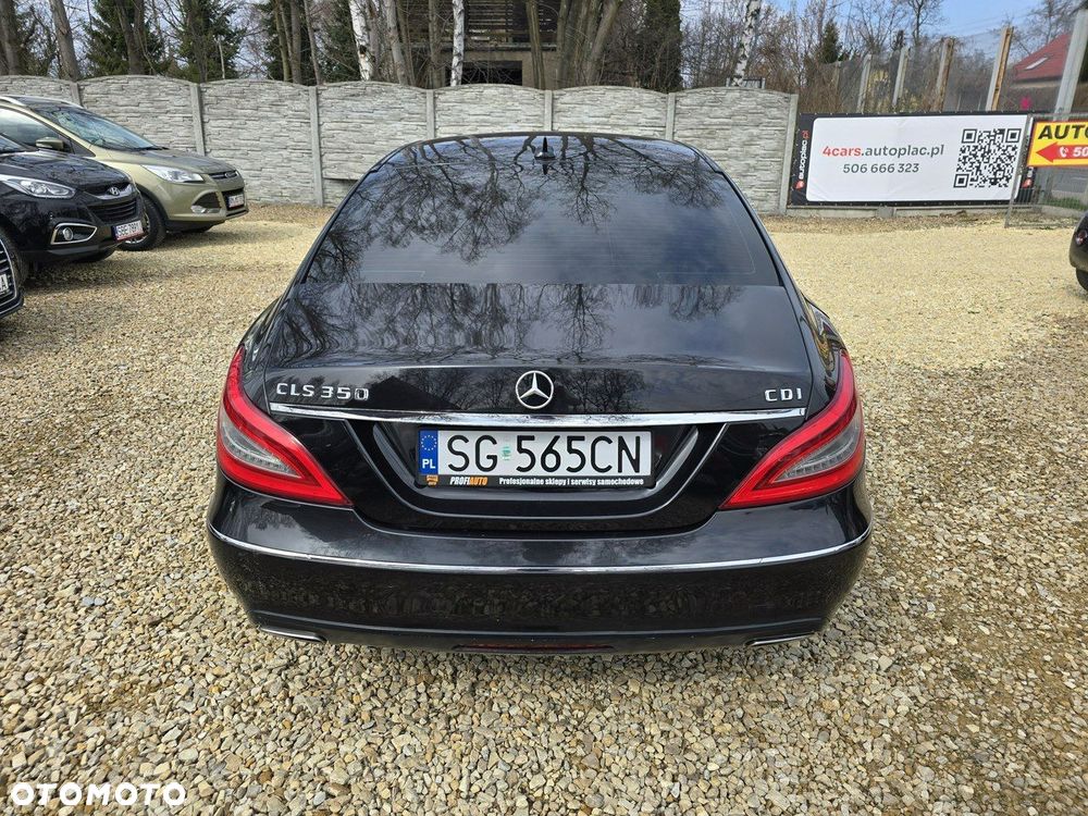 Mercedes-Benz CLS - 32