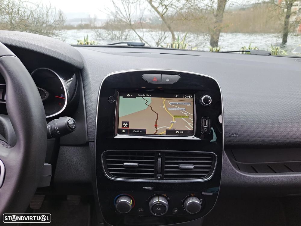 Renault Clio 0.9 TCe Limited - 19