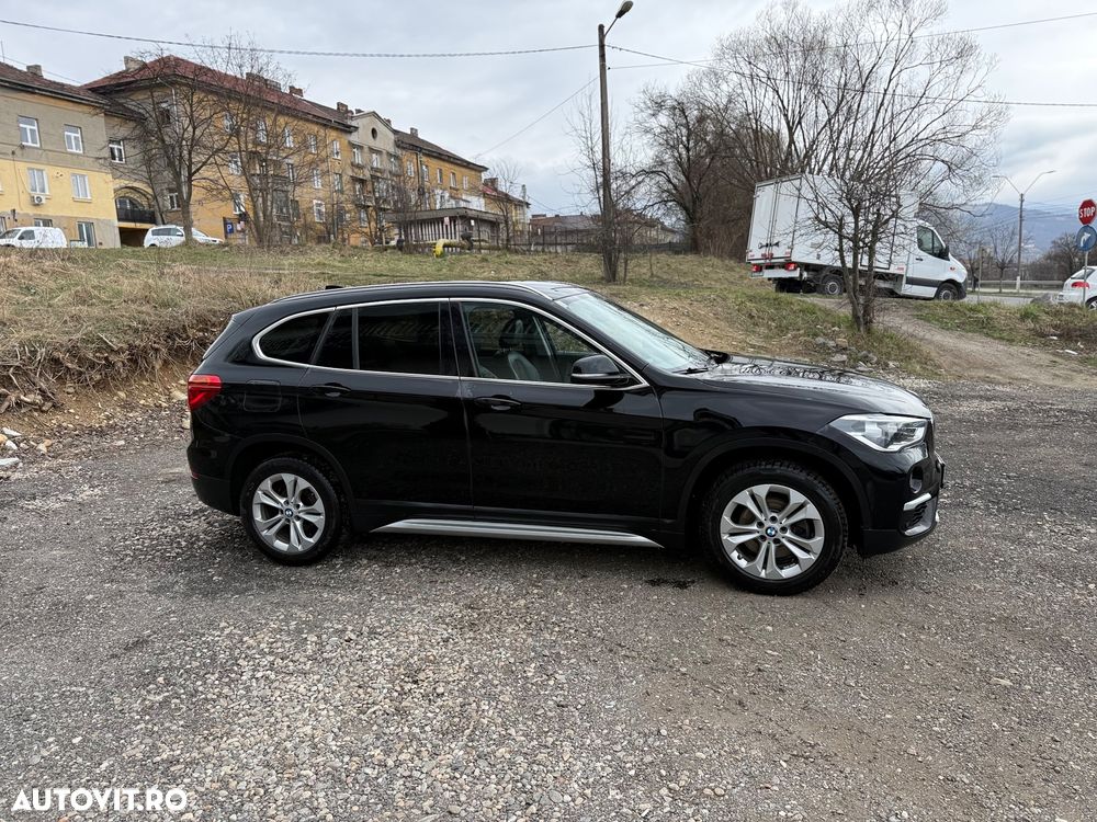 BMW X1 sDrive18d Aut. Sport Line - 8