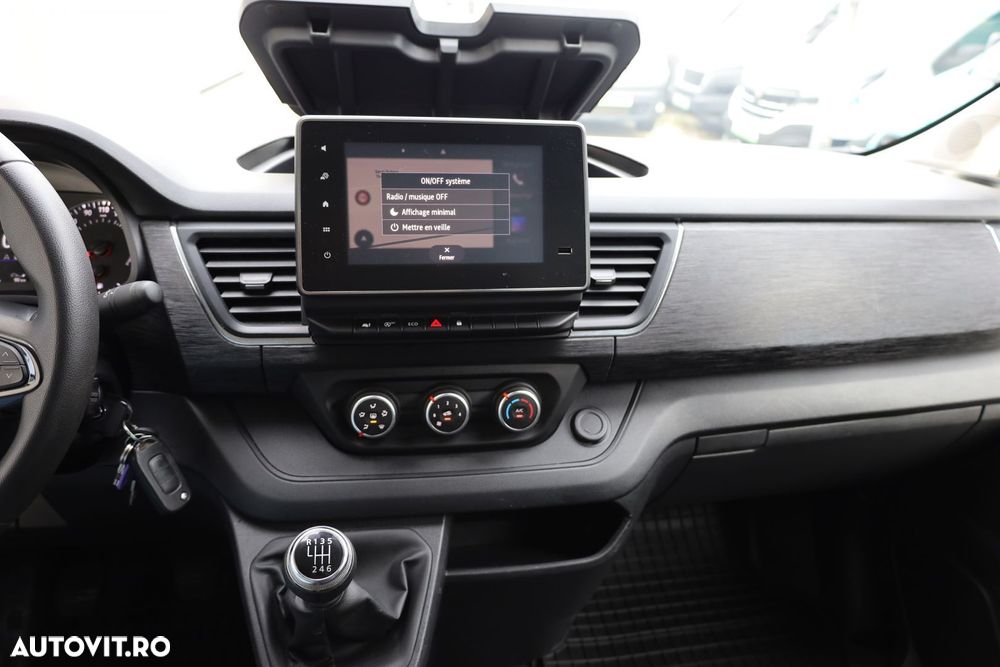 Renault Trafic L1H1 2.0 130CP - 17