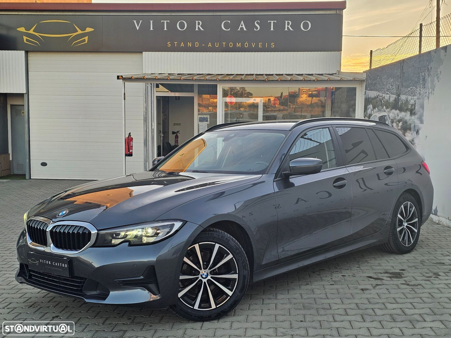 BMW 318 d Touring Auto - 10