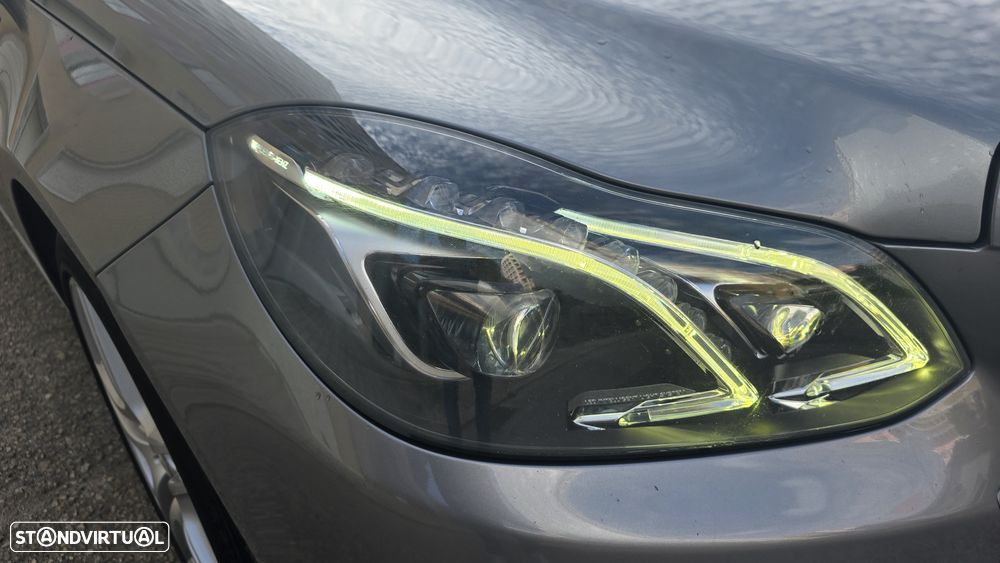 Mercedes-Benz E 250 CDi Avantgarde BlueEfficiency Auto. - 25
