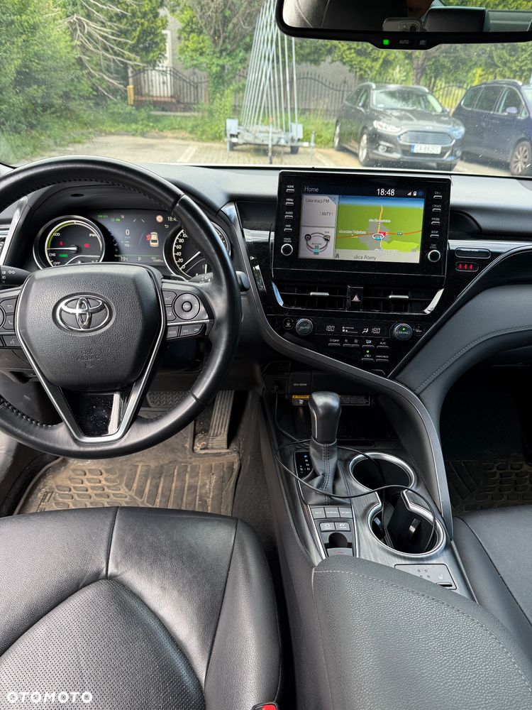 Toyota Camry 2.5 Hybrid Executive CVT - 9