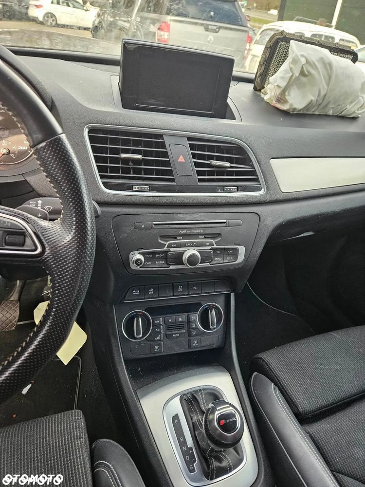 Audi Q3 1.4 TFSI Edycja Specjalna S tronic - 11