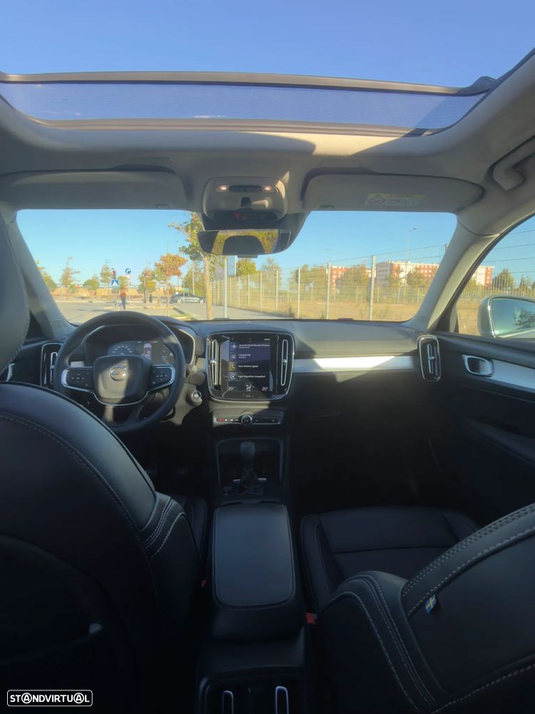 Volvo XC 40 1.5 T3 Momentum Plus - 17