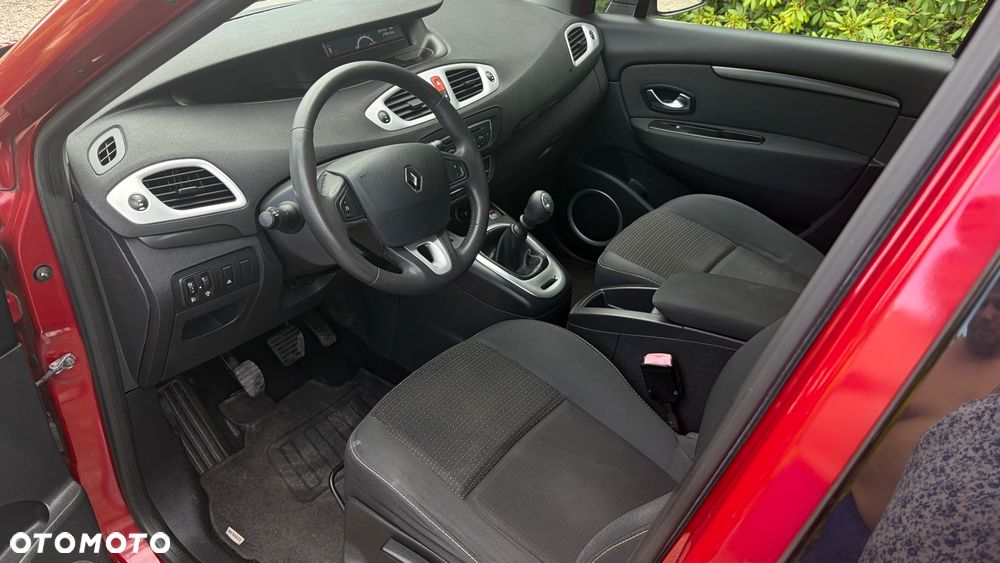 Renault Scenic - 9