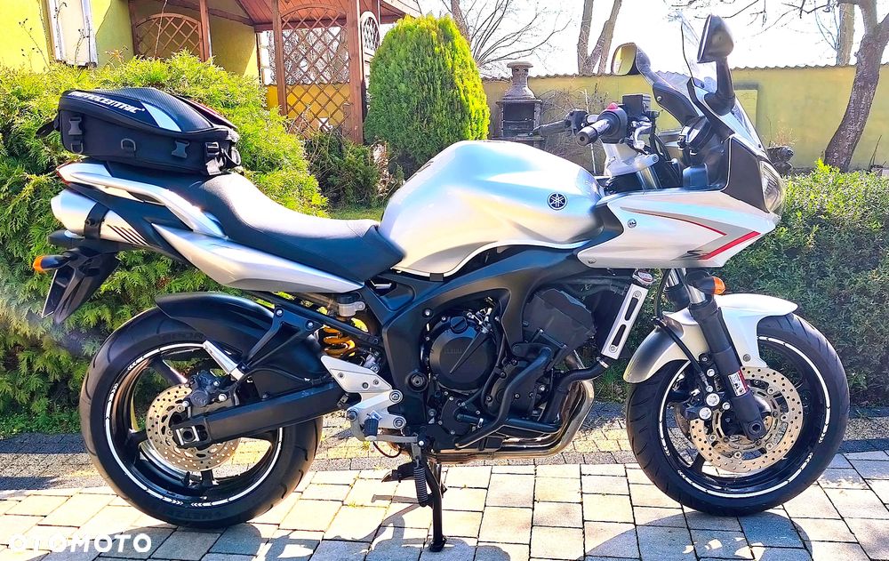 Yamaha FZ6 - 1