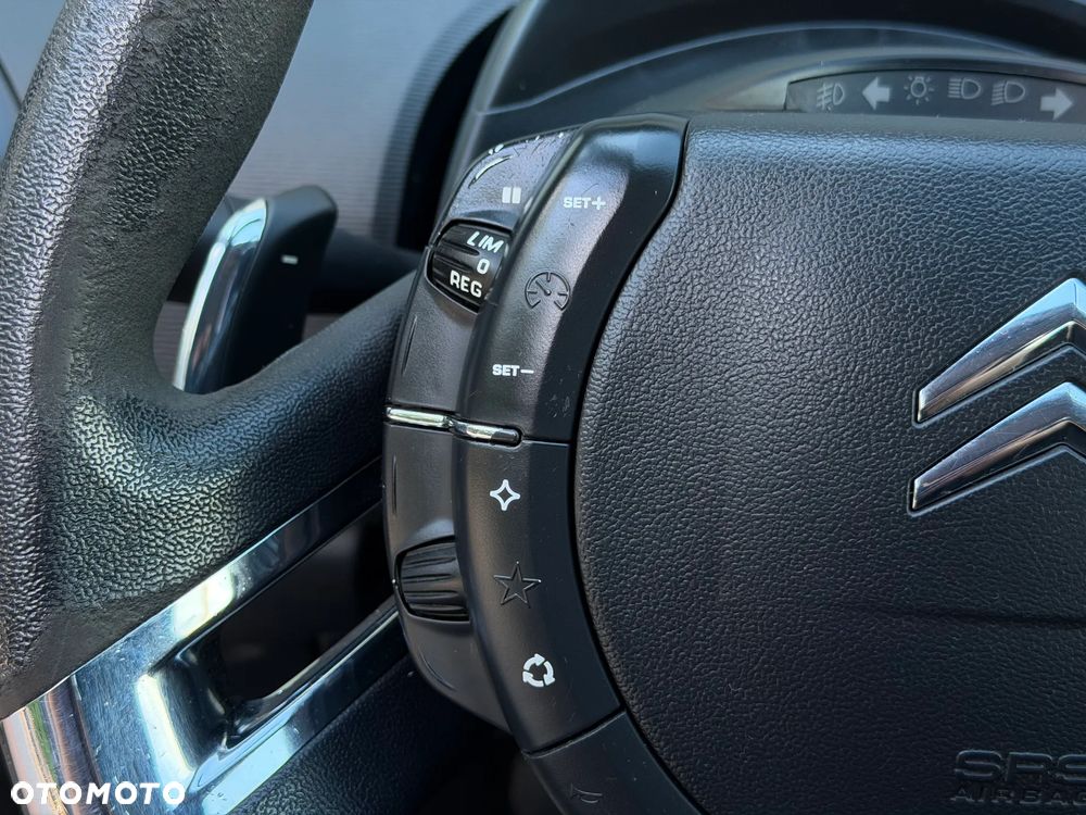 Citroën C4 Grand Picasso - 23
