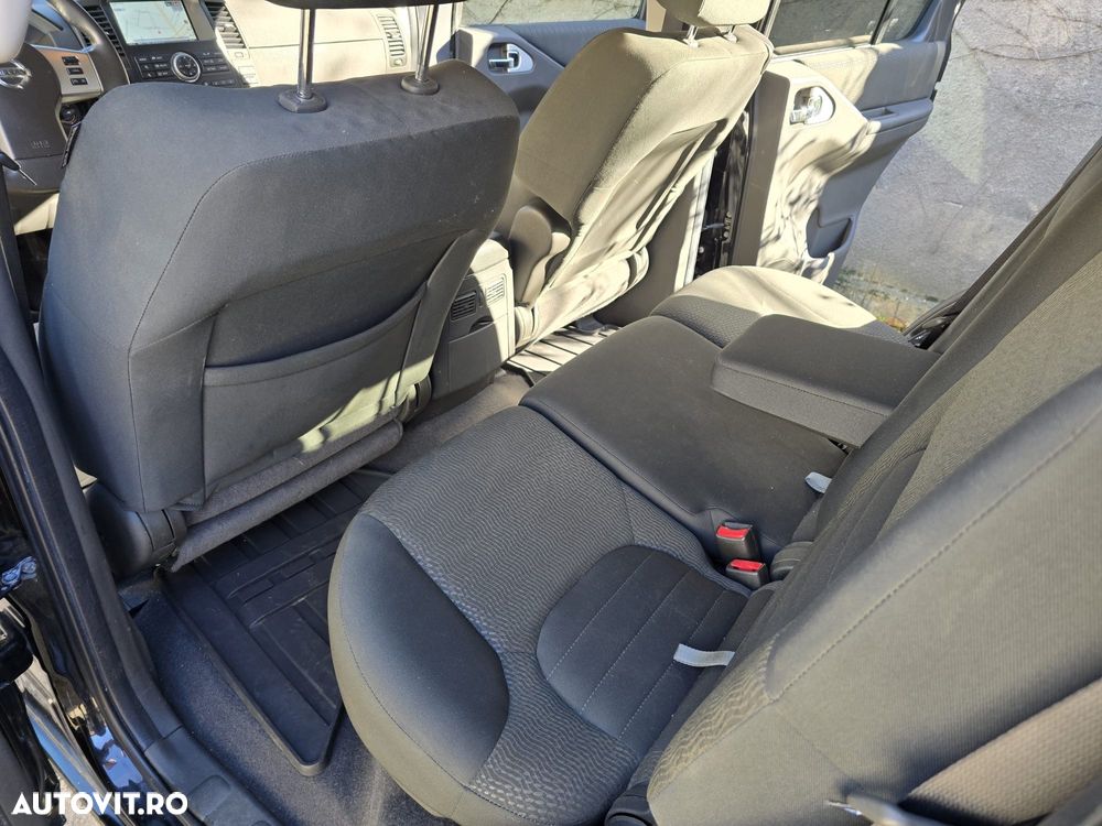 Nissan Pathfinder 2.5 dCi DPF All Mode 4X4 SE - 18