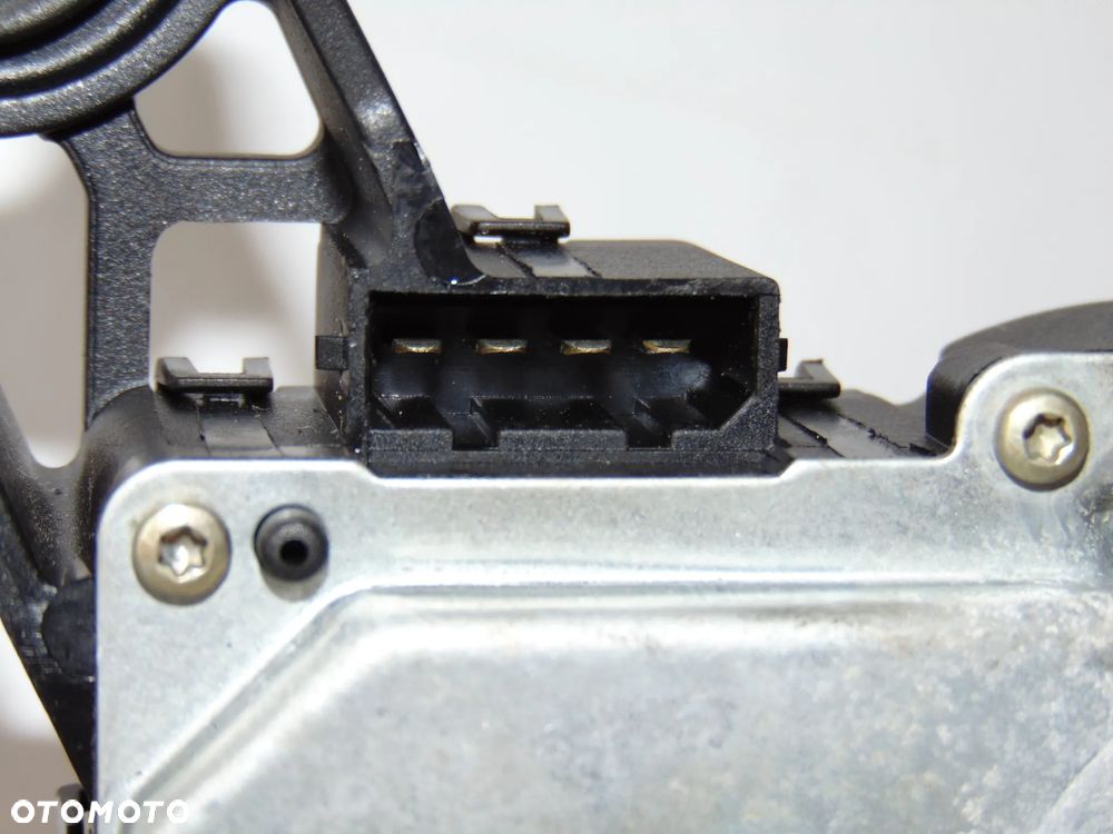 ORYGINAŁ silniczek silnik tylnej wycieraczki tył klapy bagażnika VW Volkswagen Golf 4 IV HB hatchback 98-03r Europa - 6