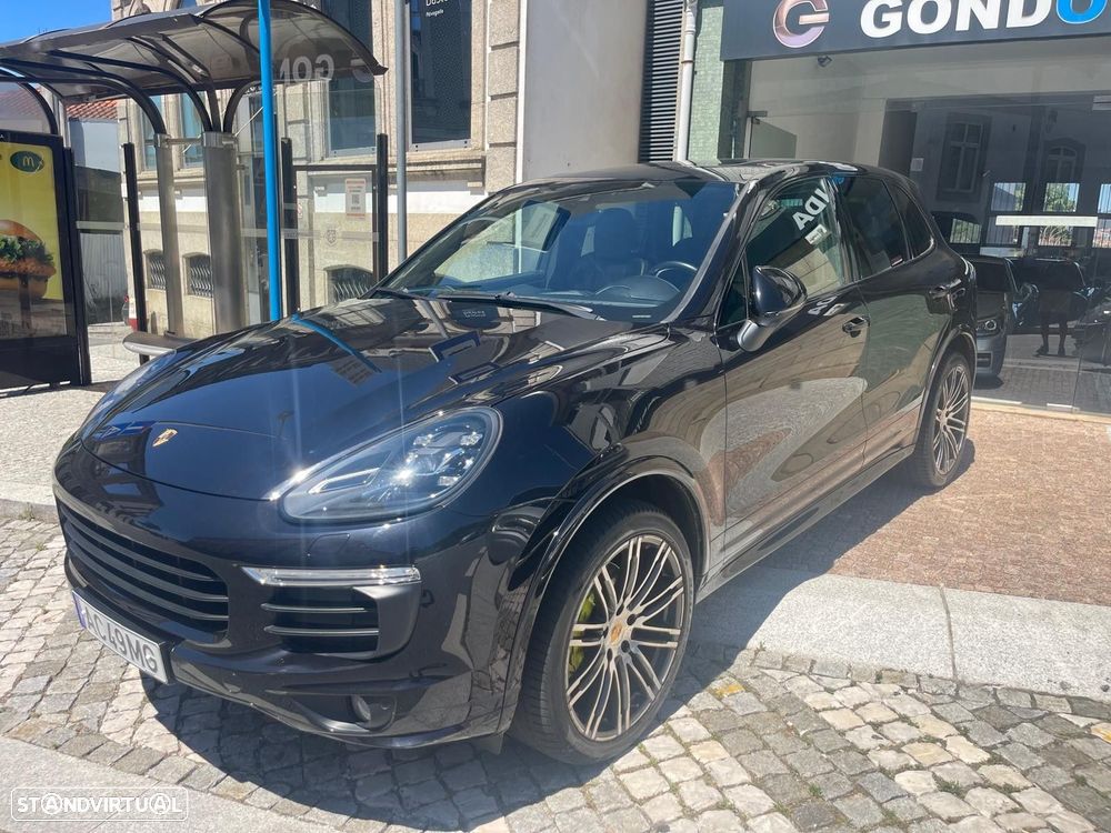 Porsche Cayenne S E-Hybrid - 6
