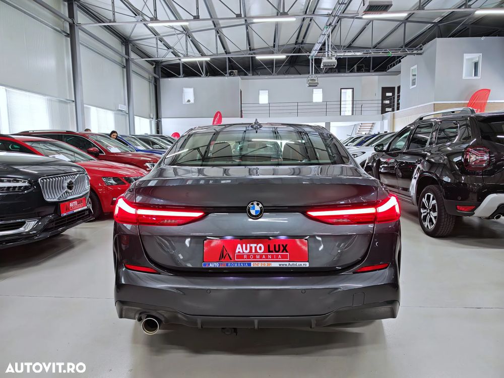 BMW Seria 2 218i Aut. M Sport - 32