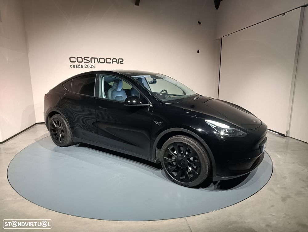 Tesla Model Y RWD - 8