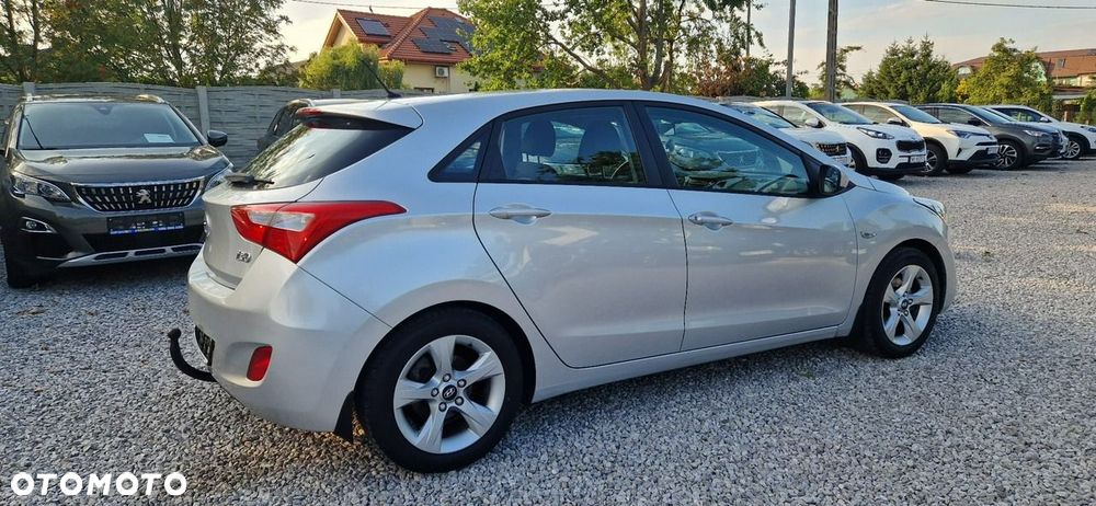 Hyundai i30 - 12