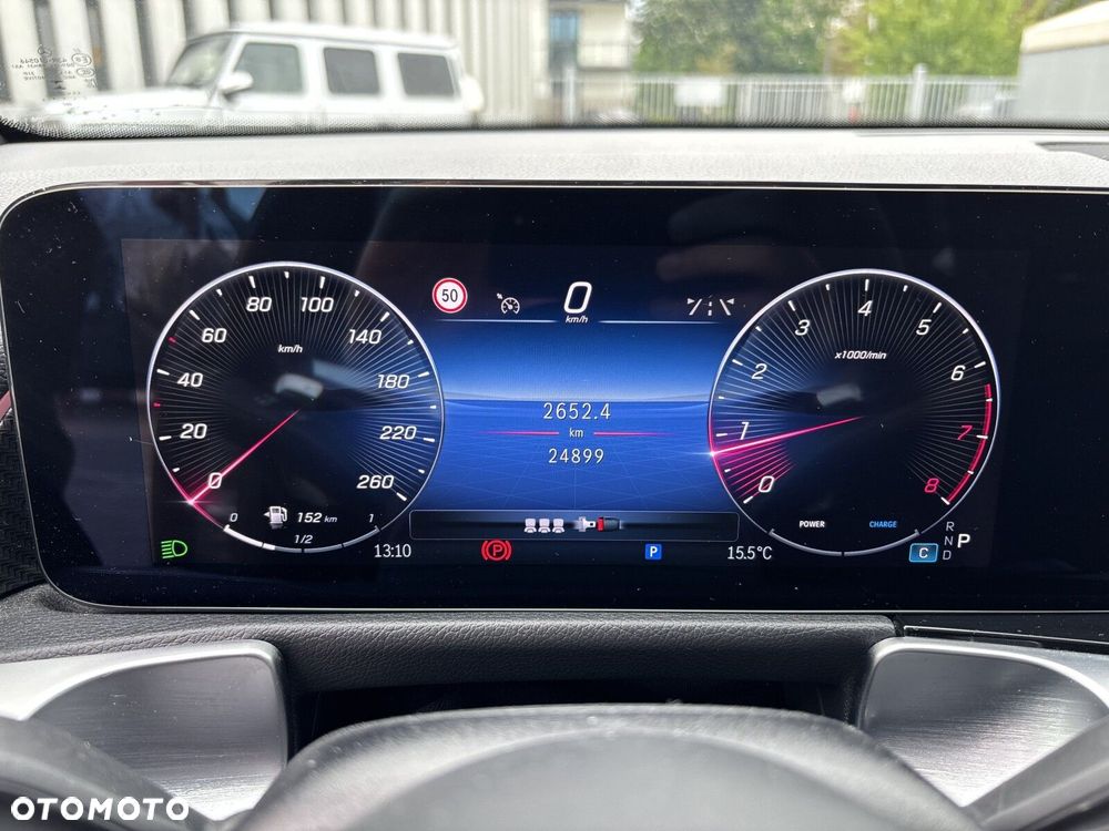 Mercedes-Benz GLB - 13