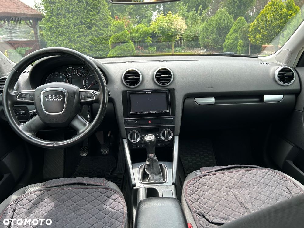 Audi A3 1.8 TFSI Ambiente - 17