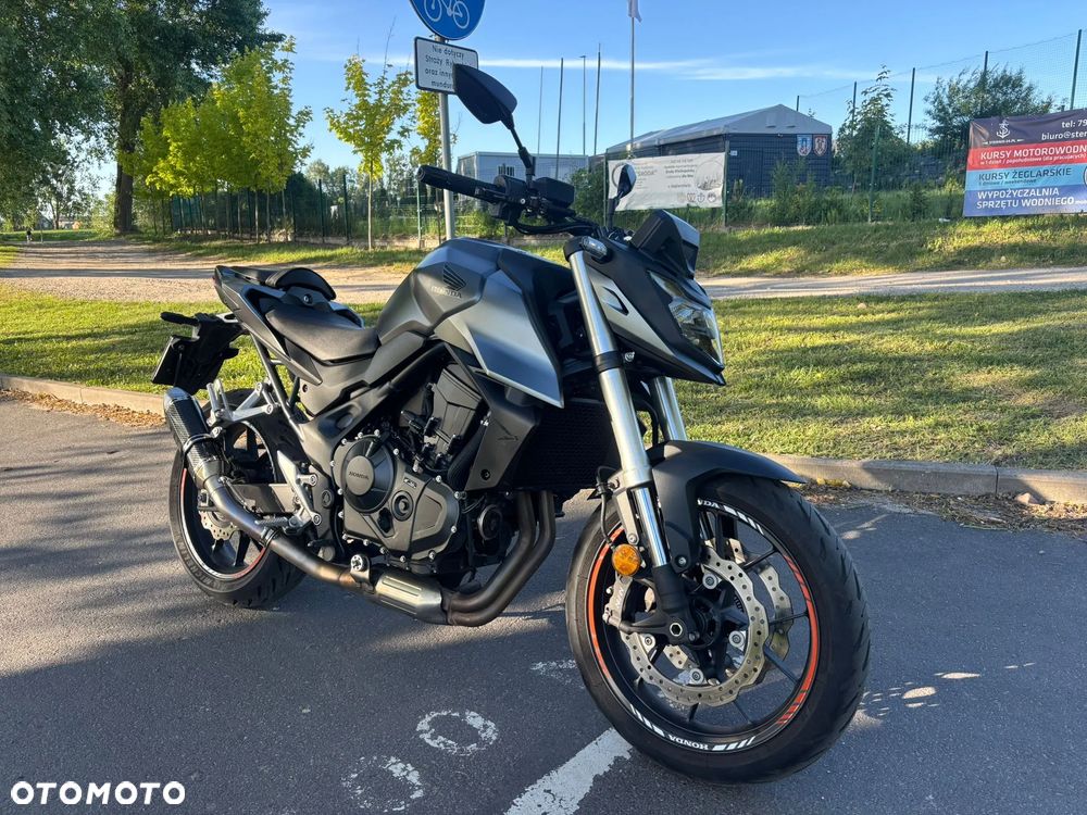 Honda Hornet - 2