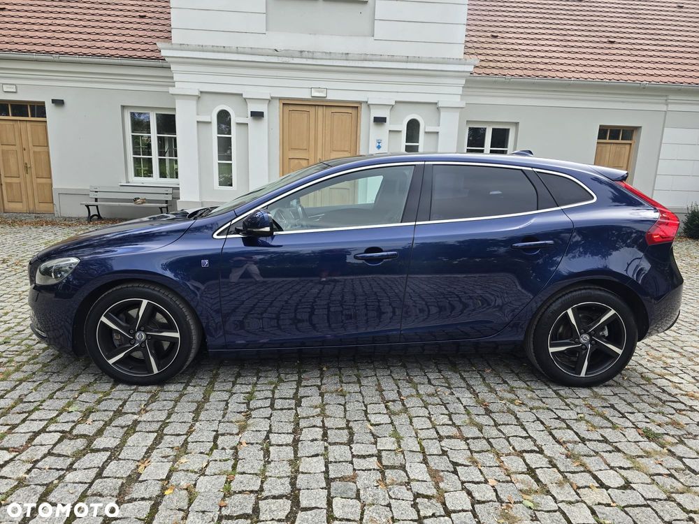 Volvo V40 D4 Ocean Race - 2