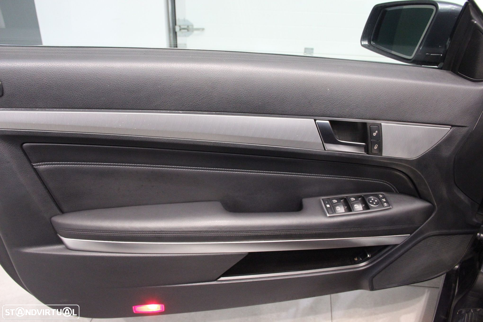 Mercedes-Benz E 220 CDi Avantgarde BE Auto - 8