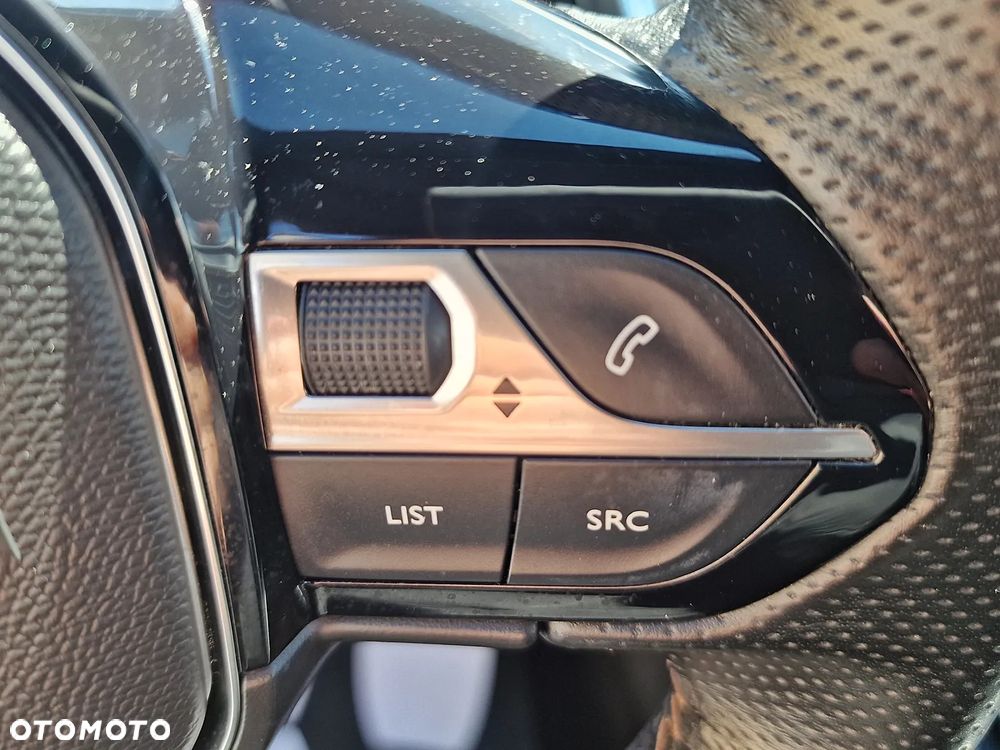 Peugeot 3008 1.5 BlueHDi GT Pack S&S EAT8 - 16