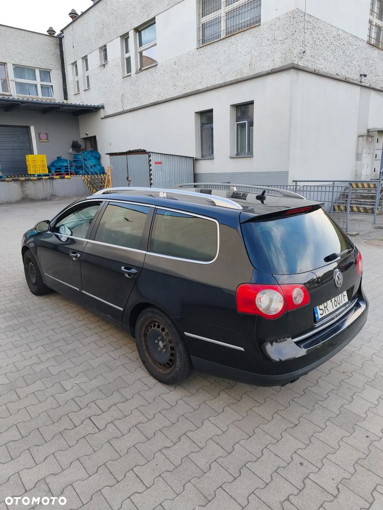 Volkswagen Passat 2.0 TDI DSG Highline - 15