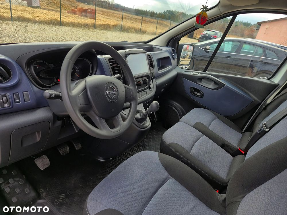 Opel Vivaro - 23