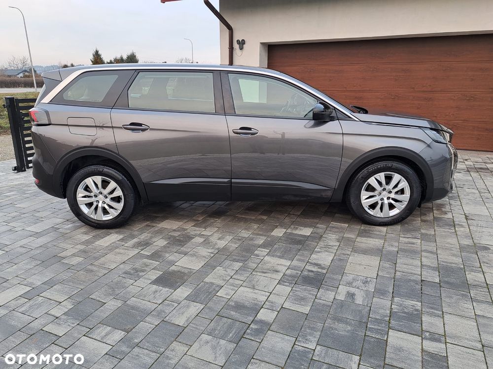 Peugeot 5008 - 24