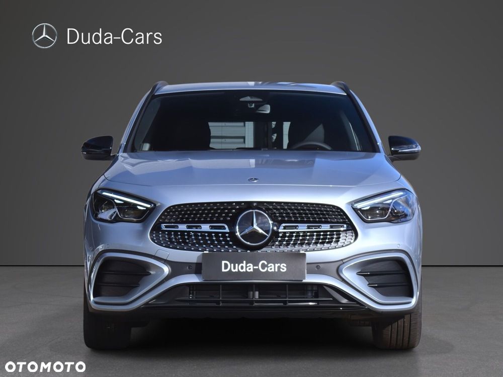 Mercedes-Benz GLA 200 d AMG Line - 4