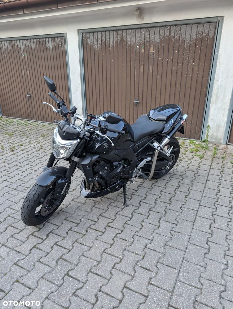 Yamaha FZ - 5