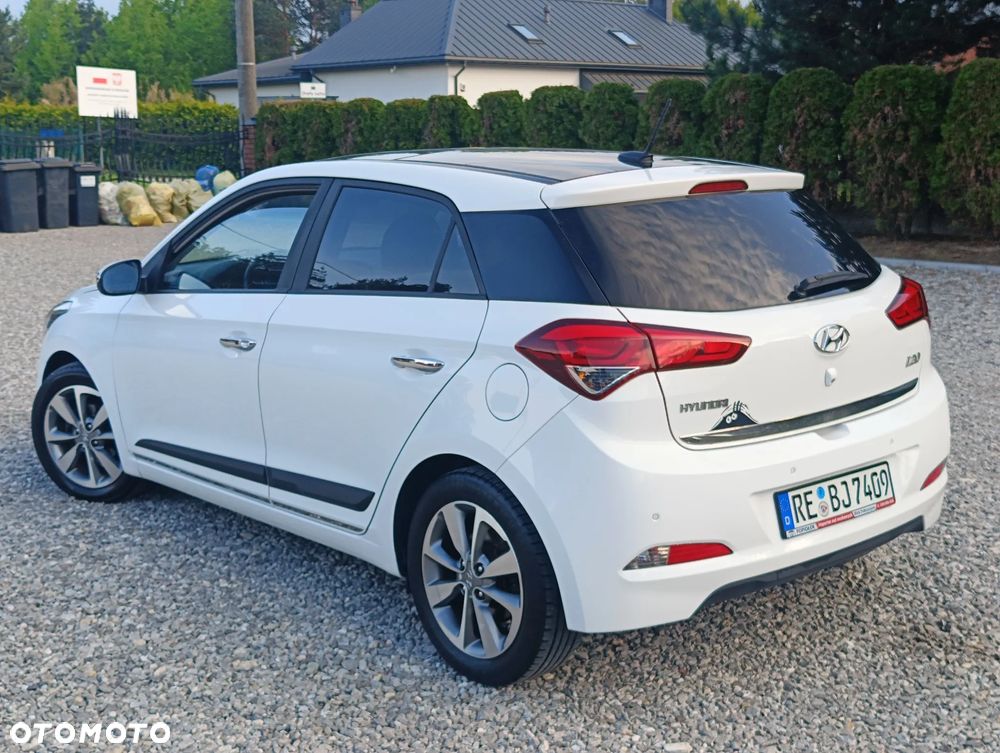 Hyundai i20 1.4 Premium - 9