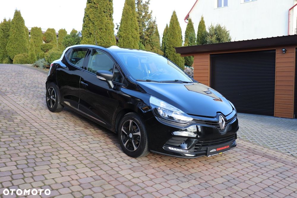 Renault Clio - 24