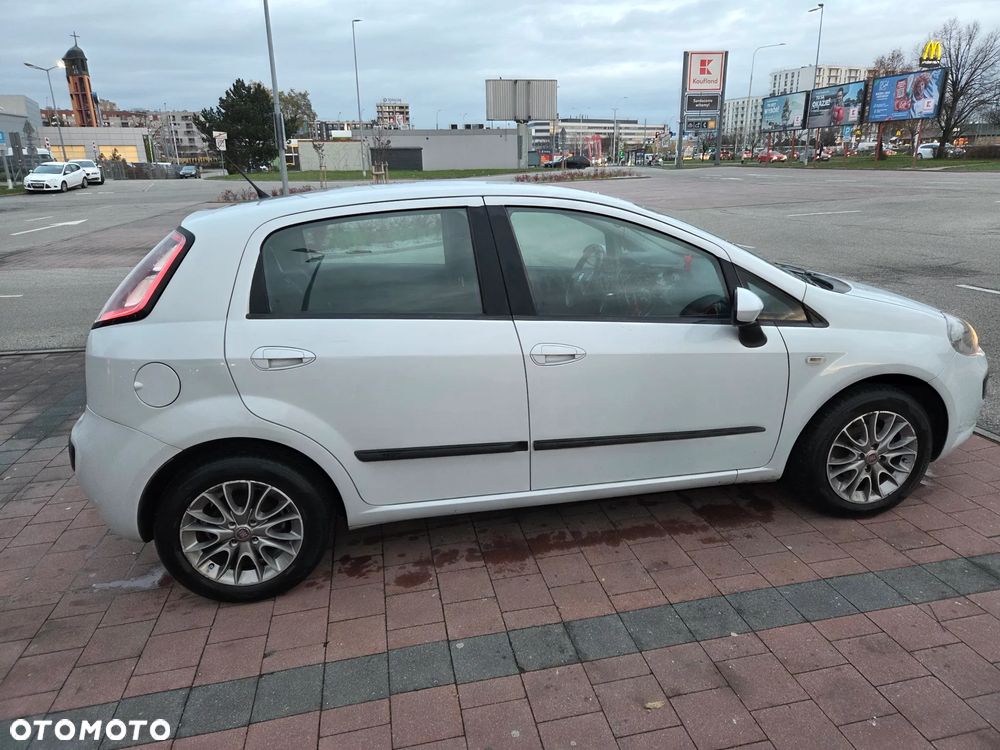 Fiat Punto 1.4 Easy S&S - 3