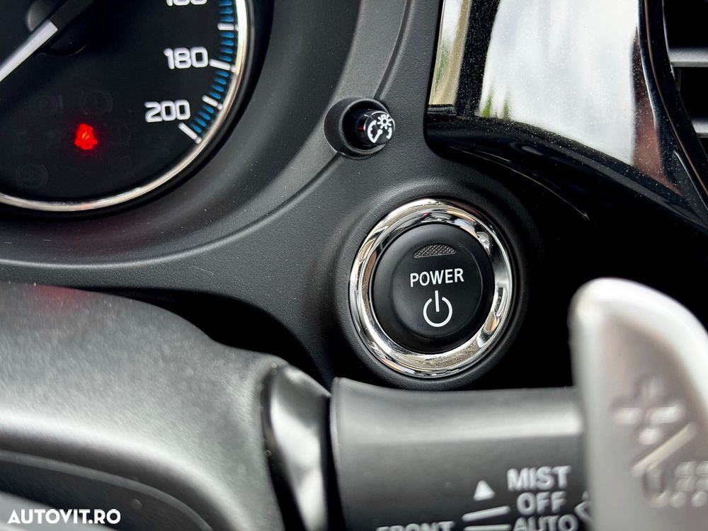 Mitsubishi Outlander 2.4 4WD Plug-In Hybrid Plus - 15