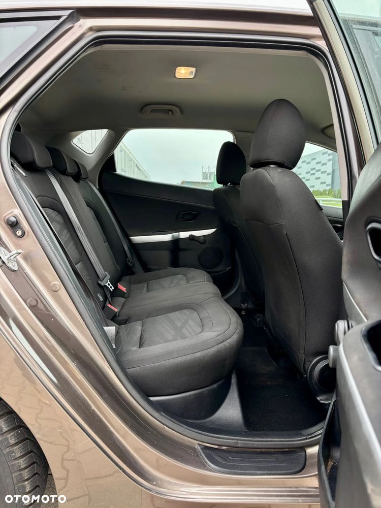 Kia Ceed 1.4 CVVT Attract Plus - 6