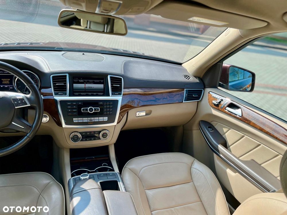 Mercedes-Benz GL - 10
