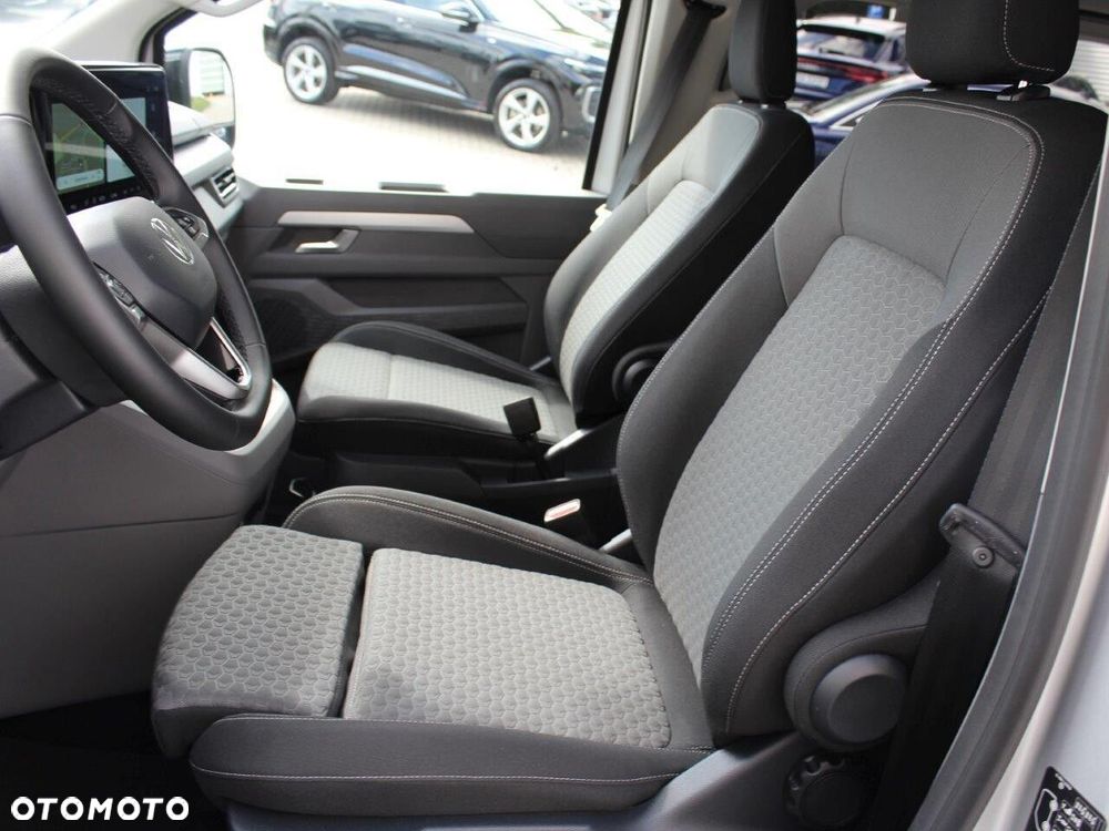 Volkswagen Caravelle - 13