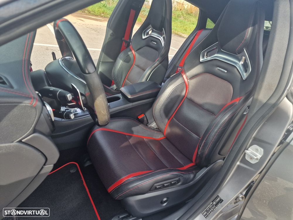 Mercedes-Benz CLA 45 AMG 4Matic Shooting Brake Speedshift 7G-DCT Night Edition - 13