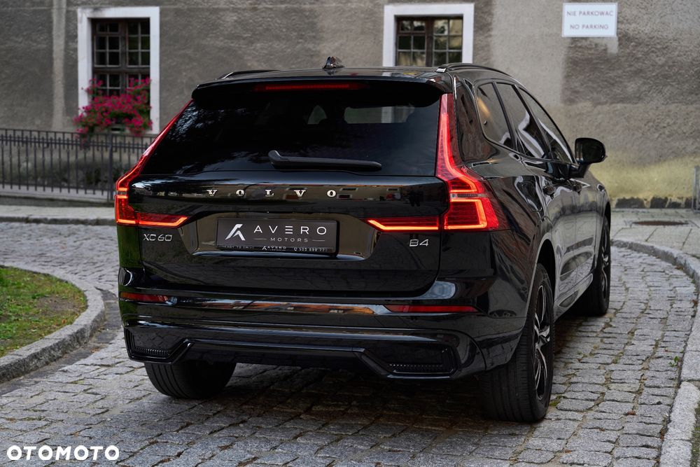 Volvo XC 60 B4 D R-Design - 9