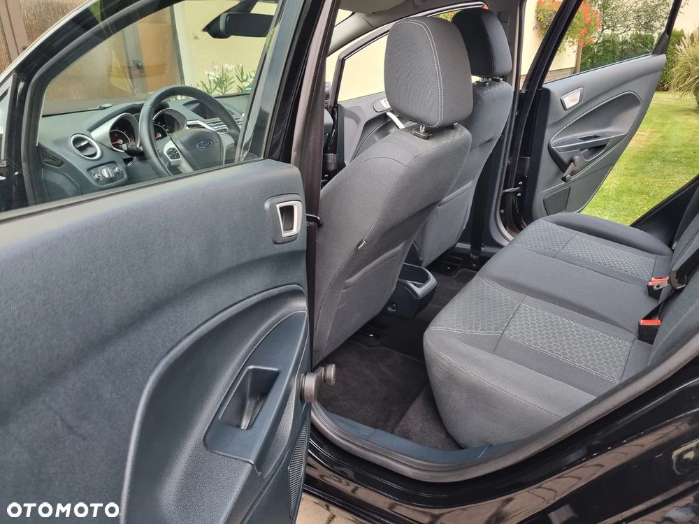 Ford Fiesta 1.25 Gold X EU5 - 14