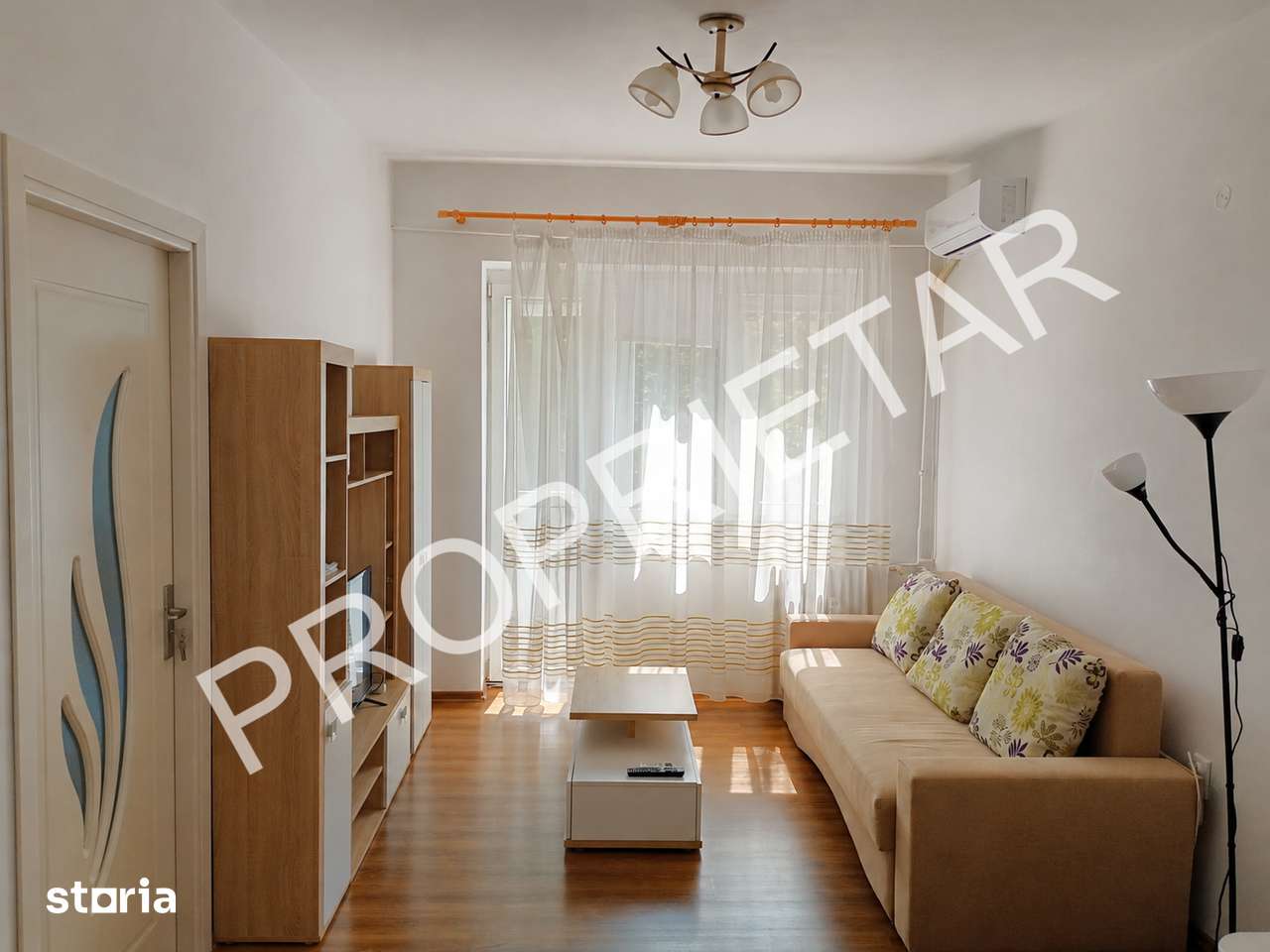 Vând apartament 2 camere ultracentral renovat, mobilat, 2 balcoane, AC — fotografia 1