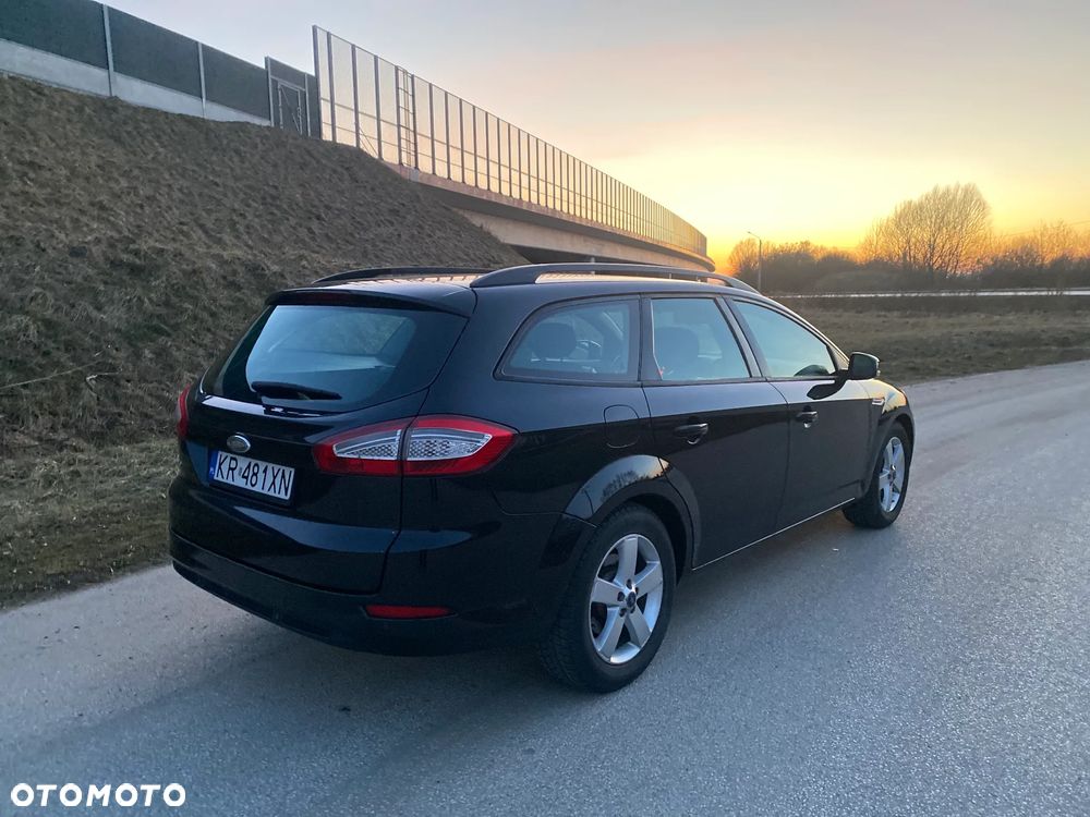 Ford Mondeo 2.0 TDCi Viva Trend - 4