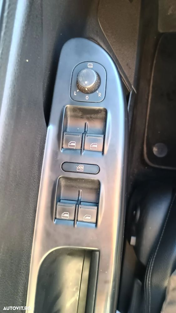 Volkswagen Passat - 18